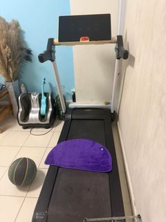 (Category: ) located in . Submitted by flyingmanwithlegs (Listing ID 1431906014, Image 1). Description: .