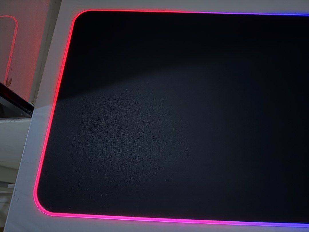 Razer Strider Chroma RGB Mousepad454604976418334723
