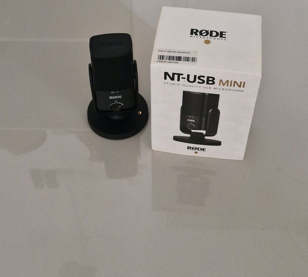 Rode NT-USB Mini Studio-Quality USB Microphone426011405667553281