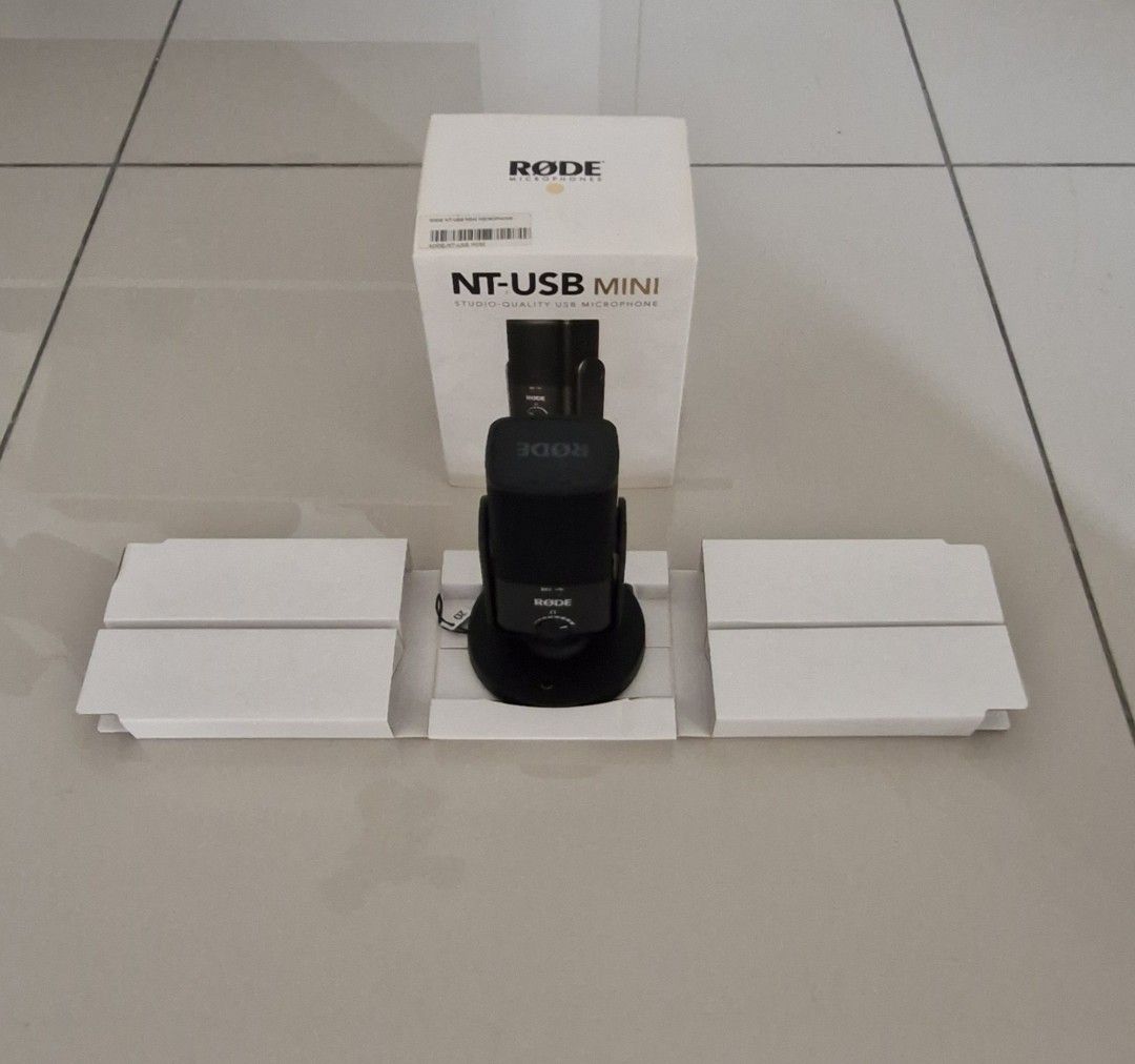 Rode NT-USB Mini Studio-Quality USB Microphone426011405667553283