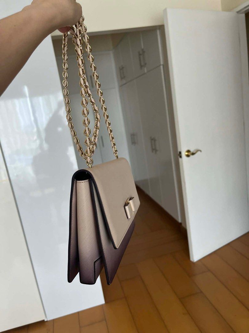Salvatore Ferragamo Sofia Bag Ombre (Category: Luxury Bags & Wallets) located in Pasig City. Submitted by cjdlcmp (Listing ID 1431806611, Image 3). Description: Salvatore Ferragamo Sofia Bag Ombre (with dustbag).