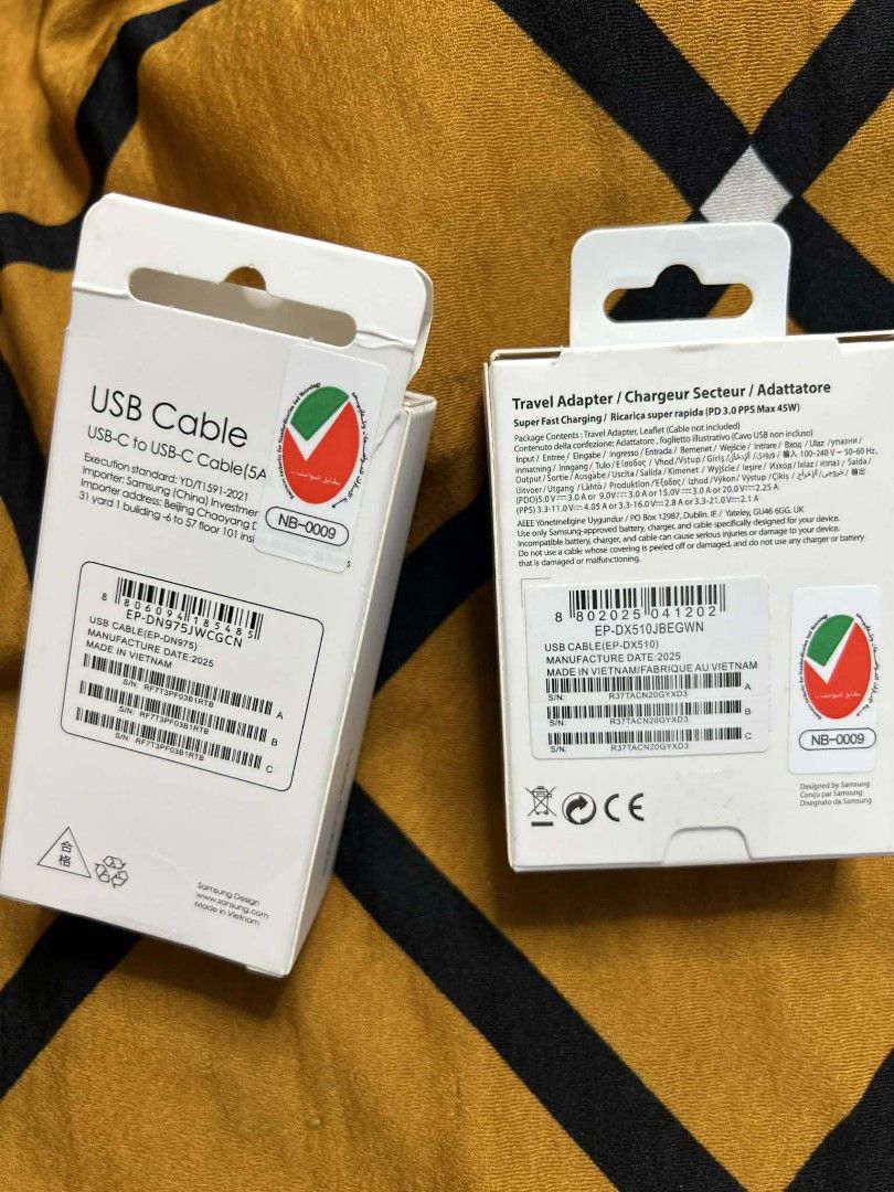 Samsung 45W Super Fast Charging Bundle (Category: Chargers & Cables) located in Manila. Submitted by onlineshopping22 (Listing ID 1431888405, Image 2). Description: Samsung 45W Charging Duo: Ultra-Fast: 45W PD 3.0 PPS for Super Fast Charging 2.0. High-Current Cable: 5A USB-C to USB-C for maximum power delivery. Versatile: Compatible with Galaxy phones, tablets, and laptops. Authentic: Retail-ready with security seals and 2025 manufacture date..