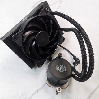 Cooler Master MasterLiquid Lite All-in-One CPU 120 Liquid Cooler for Intel and AMD