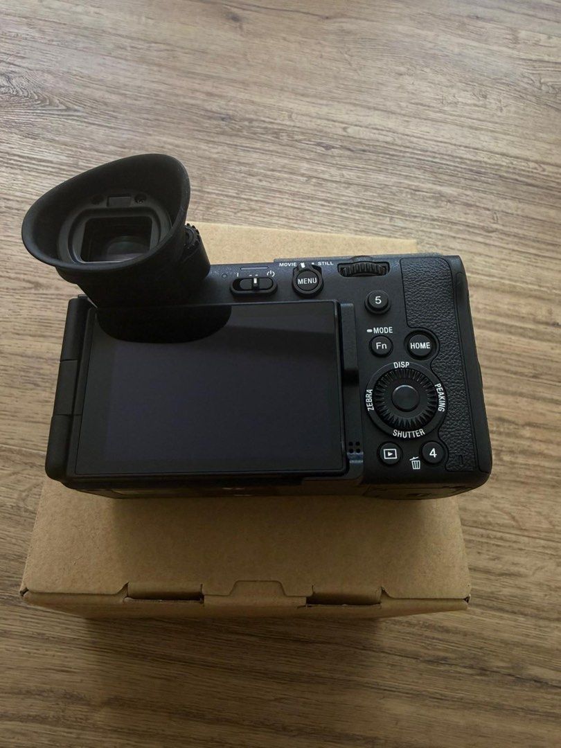 Sony FX2 Body Cinema Line (Category: Video Cameras) located in Manila. Submitted by sinigaaang (Listing ID 1431797043, Image 3). Description: Sony FX2 Body Cinema Line P20,000 cheaper than getting from the store Brand new, mint condition 10/10, only opened to test indoor Full box set as per original, with 1 x original Sony NP-FZ100 battery No local warranty as bought overseas Reason for selling, impulse buy, a bit overkill for my use and A7CII mo