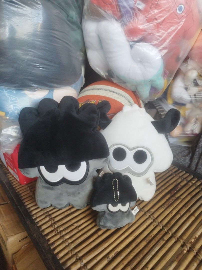 Splatoon 2 x sanrio (Category: Nintendo) located in Marikina City. Submitted by chadxiii (Listing ID 1431865906, Image 1). Description: Splatoon 2 x sanrio 800 each 2000 take all gcash payments location marikina lalamove or jnt.