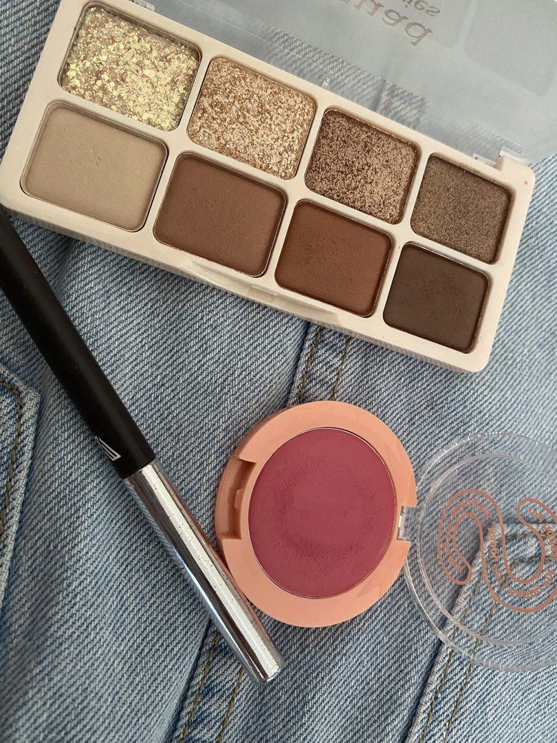 Squad Cosmetics Eye Series Palette & Blush (Category: Makeup) located in Cagayan de Oro. Submitted by elesee (Listing ID 1431925291, Image 2). Description: - Squad Cosmetics Eye Series palette (natural nudes) - Squad Happy Pot (Freshie) - Vice cosmetics lasting eyeliner (espresso) Both Squad swatched only. Not my shade Vice seldomly used. Take all.