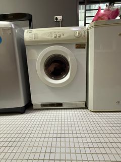 (Category: ) located in . Submitted by 19aizat95 (Listing ID 1431840174, Image 1). Description: .