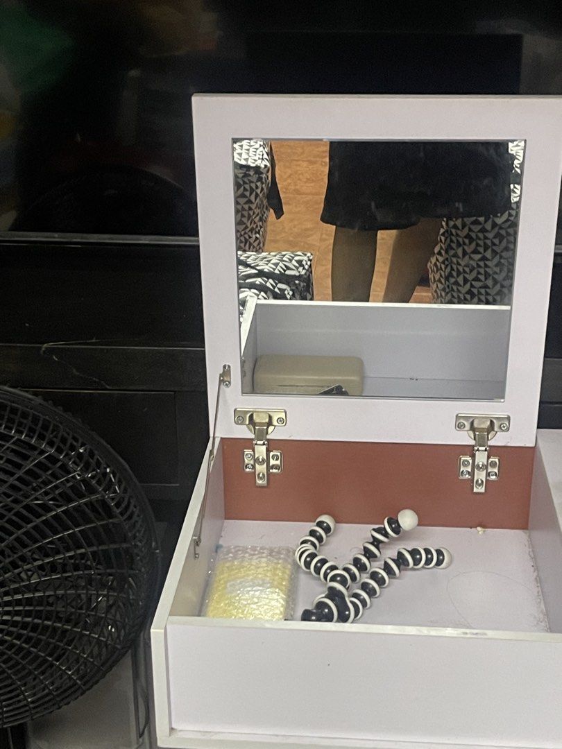 study table desk office table (Category: Tables & Sets) located in Marikina City. Submitted by caseydreyes (Listing ID 1431856654, Image 3). Description: rfs: decluttering has a mirror and compartment inside as seen in the photos mop: gcash/bdo delivery through lalamove or can pickup!.