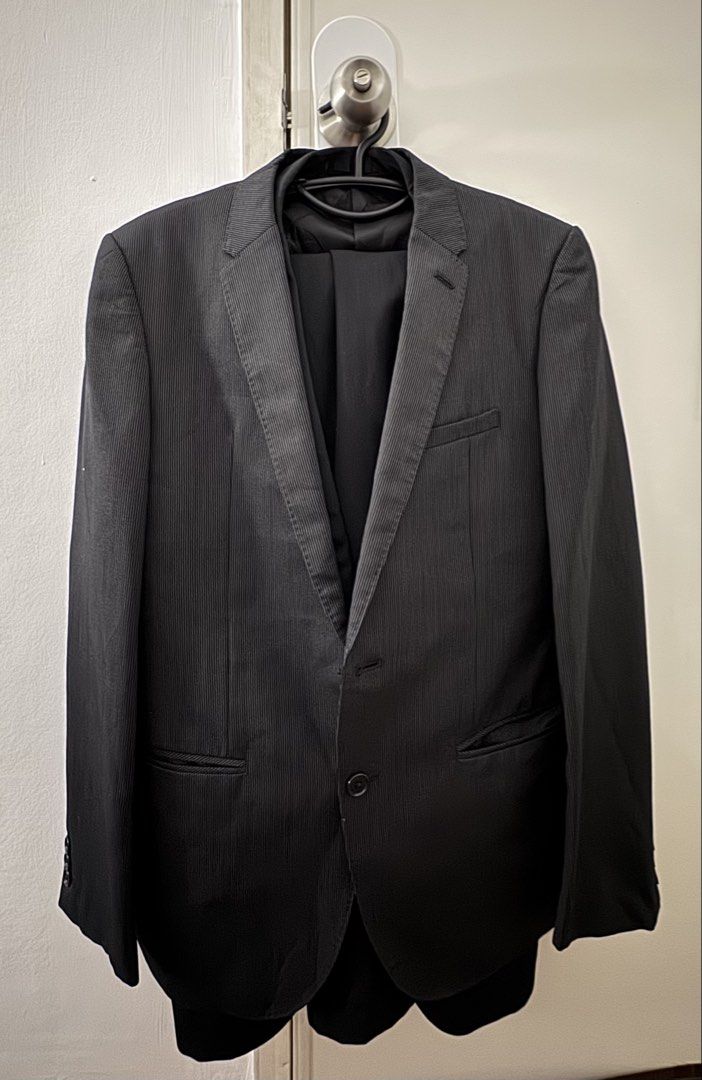 Suits for sale (Category: Coats, Jackets and Outerwear) located in Angeles City. Submitted by kingfpc (Listing ID 1431947952, Image 1). Description: All fits best to Large or 5’8” 70kg No issues Seldom used Black with pinstripes Light gray Charcoal gray with stripes.