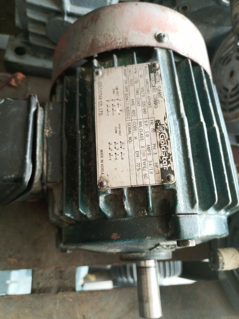 Super Line 1HP Three Phase Induction Motor (Category: Construction Tools & Equipment) located in Valenzuela. Submitted by richardgil49758 (Listing ID 1431814471, Image 2). Description: Three-phase induction motor. 1 HP (0.75kW), 4 pole. Model SF-JR. Rated voltage is 220V and 3.4A. Manufactured by Oriental Electric Industry Co. Ltd. Bearing is 6203ZZ and 6202ZZ. Ambient temperature is 40°C. Insulation class is F. Rated at 80°C..