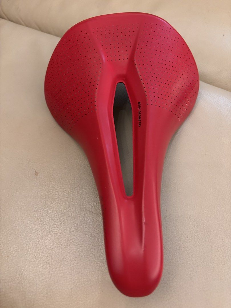 S-Works Power Arc Saddle - Red (Category: Parts & Accessories) located in Singapore. Submitted by wagyubeef (Listing ID 1431920294, Image 1). Description: As stated, no box when I bought it from Tay Junction. 155mm wide, no tear, no peel, 101% accident free. No scratch, no crack. Clearing up my unused saddles…. Slightly negotiable for fast deal. .