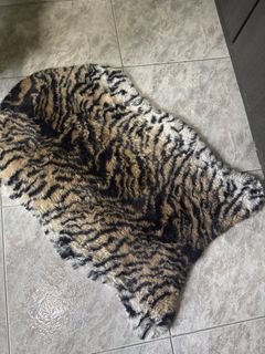 (Category: ) located in . Submitted by letzshopp (Listing ID 1431894542, Image 1). Description: .