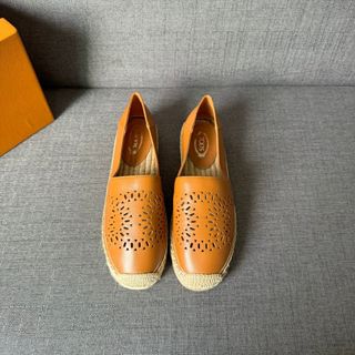 (Category: ) located in . Submitted by comfyshoe (Listing ID 1431969587, Image 1). Description: .