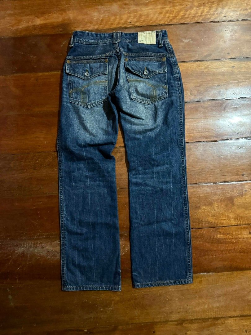 Tommy Hilfiger premium denim line (Category: Jeans) located in Nabunturan. Submitted by -blokeys_2. (Listing ID 1431996781, Image 2). Description: vintage tommy hilfiger bootcut to flare raw fittings neto, size 30 y2k vibes negotiable kunti.