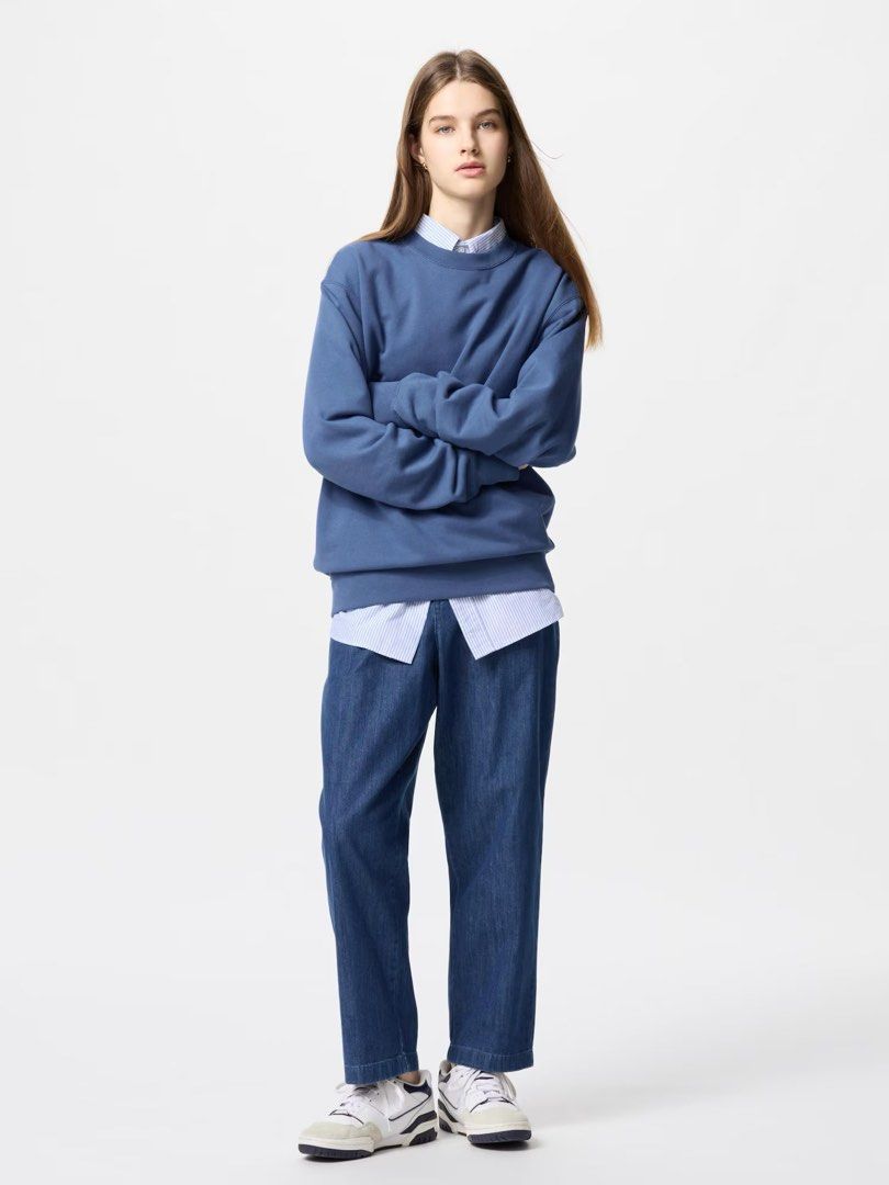 Uniqlo Denim Tapered Pants (Category: Jeans) located in Manila. Submitted by mctrl (Listing ID 1431934232, Image 1). Description: Uniqlo Denim Tapered Pants Size: Medium (63-69cm) Color: 67 Blue Ankle length Regular fit .