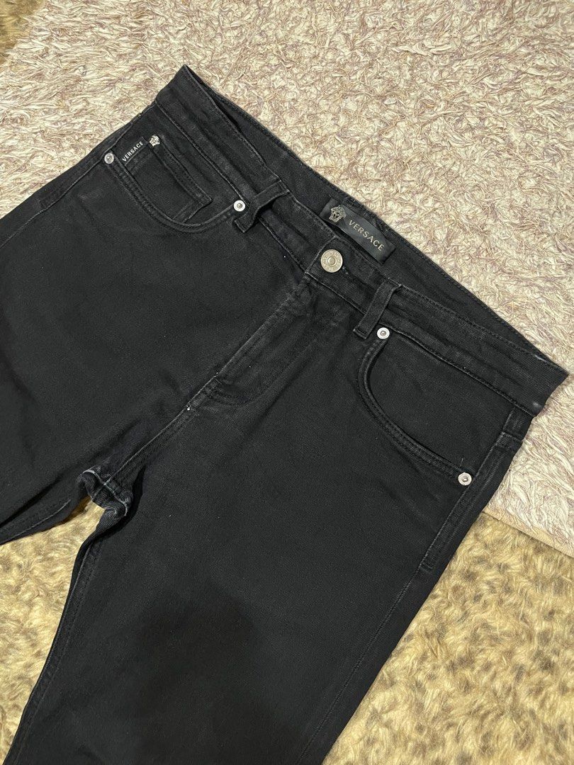 versace black stretch denim pants (Category: Jeans) located in Las Pinas. Submitted by moncaz2461827 (Listing ID 1431920057, Image 2). Description: versace black skinny finn fit stretch jeans authentic / legit waist 33-34 length 39 hem 6.5 excellent condition color rate 9.6/10 issue: see last pic 📩.