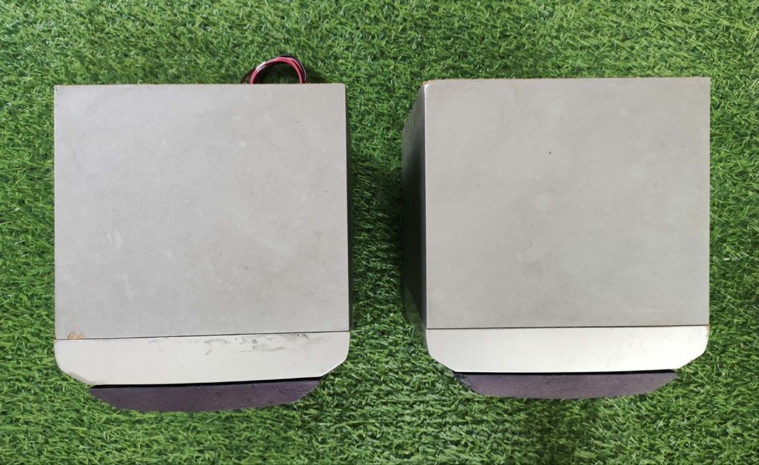 Victor SP-MXMD300 Speakers (Category: Soundbars, Speakers & Amplifiers) located in Makati City. Submitted by rare_thrift_stuff (Listing ID 1431814137, Image 3). Description: - Victor SP-MXMD300 speakers (pair) - Color: Silver and dark purple - Includes attached wires - Maximum Input: 50W - Impedance: 6 ohms - Made in China.