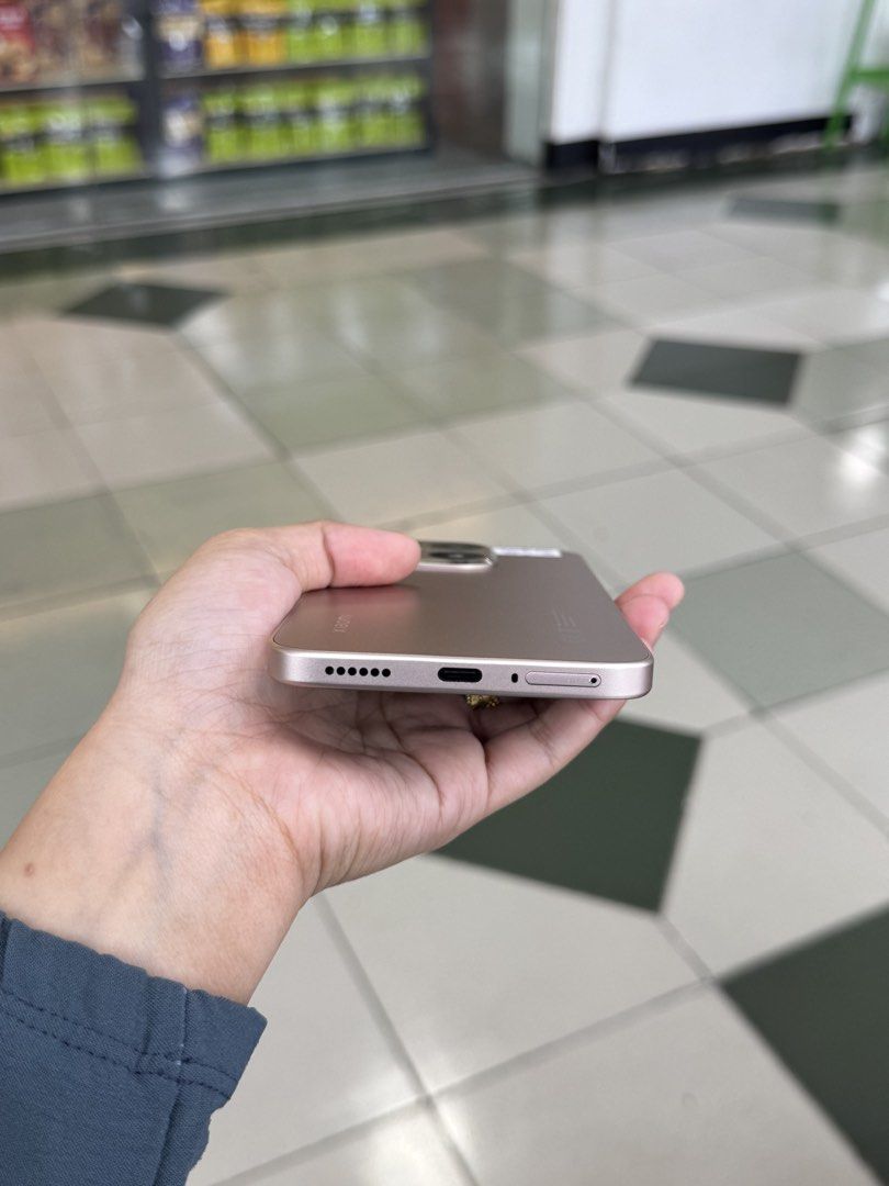 XIAOMI 15T 12/512GB OPENLINE NTC VARIANT NO ISSUE (Category: Xiaomi) located in San Juan City. Submitted by ainahgadgetsshop (Listing ID 1431806071, Image 3). Description: APRIL 2026 STALL #: XB-07 FOR SALE | TRADE / SWAP PASS SA MGA SCAMMERS / THIRD PARTY (RFS: Buy and Sell) XIAOMI 15T 12/512GB OPENLINE ⬇️DETAILS⬇️ •512 GB (Other storage is also available) •Roegold (Other color is also available but price may vary) •100%bh •NTC Variant •95% Smoo