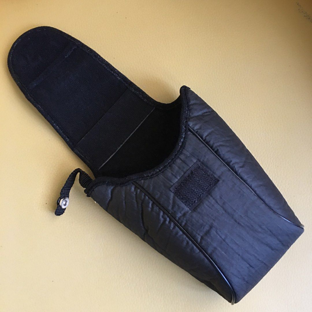 Yashica Kyocera Zoomtec 90 Pouch Case (Category: Other Photography Accessories) located in Tarlac. Submitted by greatfindstrlc (Listing ID 1431879739, Image 3). Description: Case made in Hong Kong designed pouch for the old Automatic Focusing Yashica Zoomtec 90 35mm film camera..