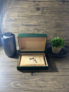 (Category: ) located in . Submitted by antiquely_sg (Listing ID 1432160115, Image 1). Description: .