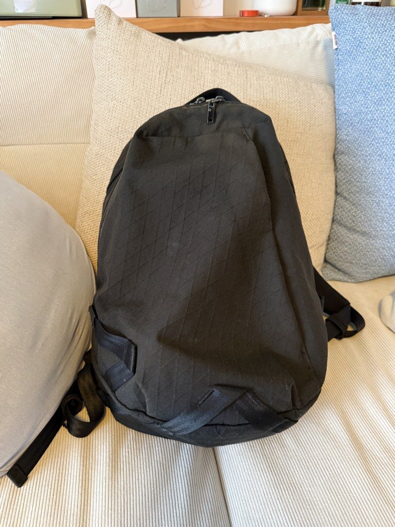 ABLE CARRY Daily Backpack - XPAC （分類：背包）位於 Hong Kong。 由 undercover008 提交（商品編號 1432059532，圖片 2）。簡介： Able carry 背包 除咗背墊有少少磨蝕痕跡，其餘功能齊全。