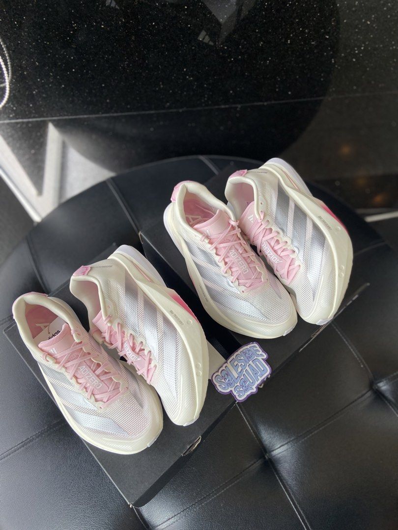 Adizero Boston 13 Cherry Blossoms (Category: Sneakers) located in Manila. Submitted by cmlleee (Listing ID 1432065160, Image 1). Description: Adizero Boston 13 Cherry Blossoms Size 7 us womens ✅PRICE 8,500 ON HAND MOP: Gcash / Bank Transfer.