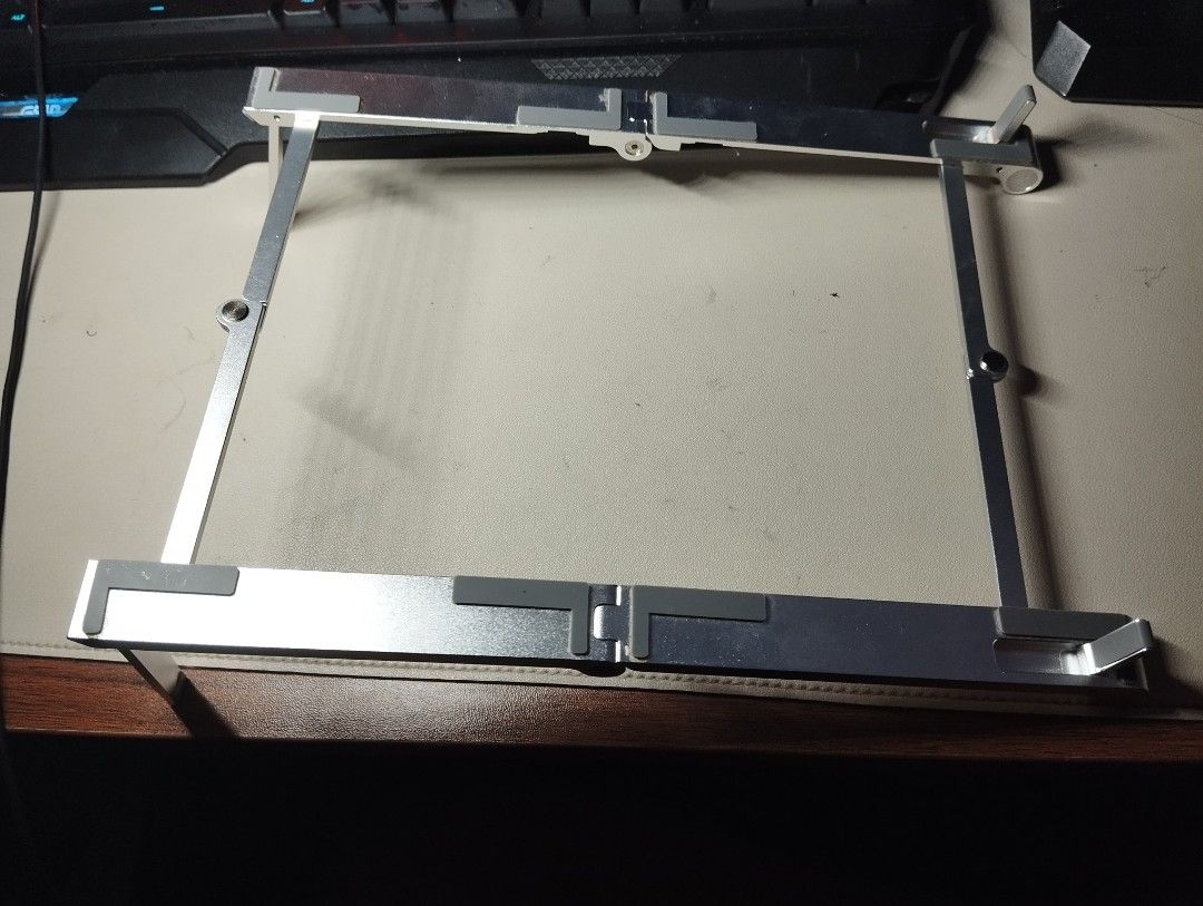 Adjustable Tablet, cellphone, laptop Stand (Category: Mounts & Holders) located in Manila. Submitted by lunaticlo01485 (Listing ID 1432078901, Image 3). Description: - Metal tablet stand - Adjustable to various angles - Folds for easy storage and portability - Sturdy design for different tablet sizes - Rubber pads to prevent scratches pick up by buyer at BGC Taguig City payment: BDO or gcash.