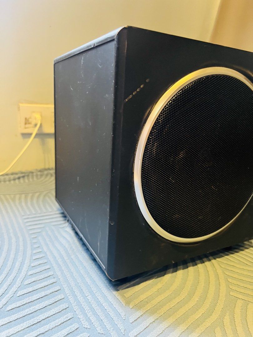 Affordable Logitech Z523 2.1 Speaker System 23 cm 😍👌 (Category: Soundbars, Speakers & Amplifiers) located in Malolos. Submitted by afford.japan (Listing ID 1432008833, Image 2). Description: Affordable Logitech Z523 2.1 Speaker System 23 cm 😍👌.