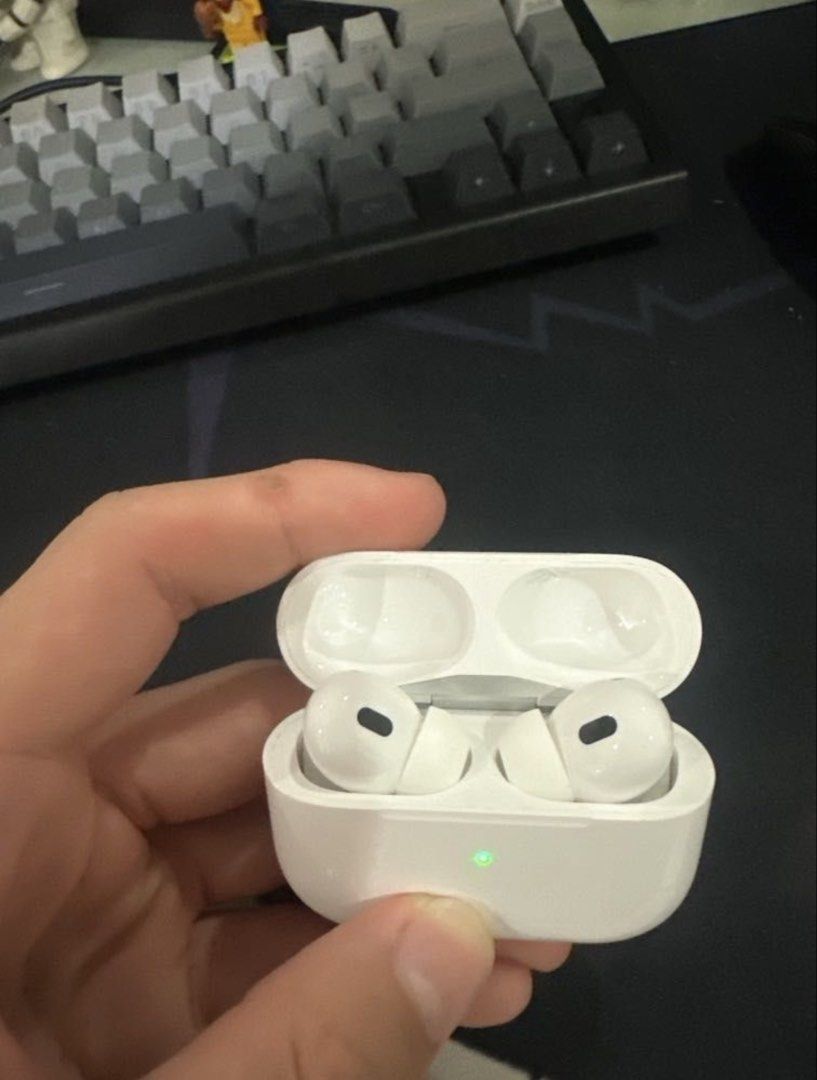 Airpods pro gen 2429475406724485122