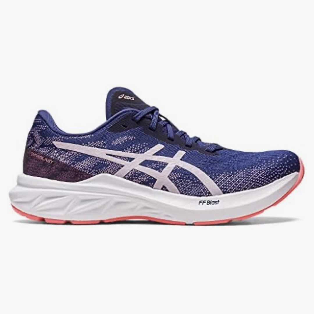 ASICS Dynablast 3 Running Shoes (Category: Sneakers) located in Singapore. Submitted by souffdlje (Listing ID 1432171073, Image 2). Description: .