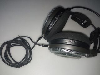 (Category: ) located in . Submitted by portable_audio_trader01 (Listing ID 1432108200, Image 1). Description: .