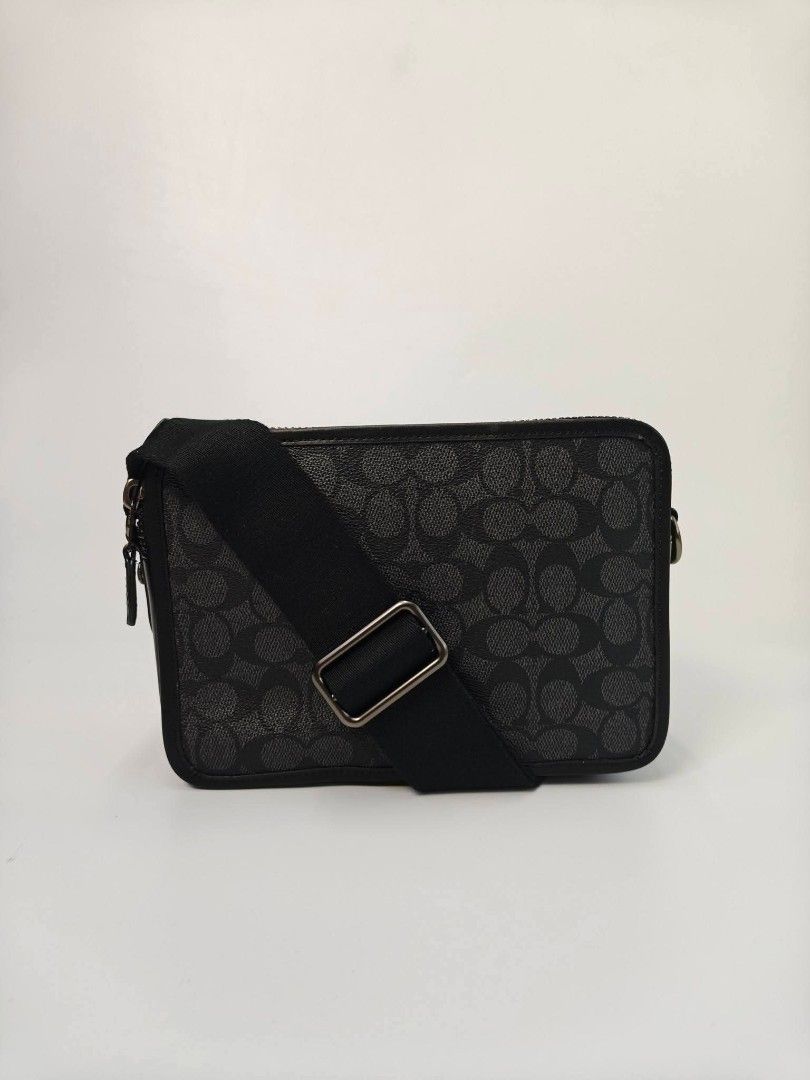 Authentic COACH Charter Crossbody Bag 24 (Category: Camera Bags & Carriers) located in Quezon City. Submitted by hollowwillow (Listing ID 1432194926, Image 1). Description: 💯 authentic and brand new COACH Charter Crossbody Bag 24 ⚠️ STRICTLY PAYMENT FIRST AND WE DO THE BOOKING ⚠️ NO MEET UP, NO PICK UP ⚠️ If in doubt, please buy somewhere else For same day delivery via lalamove For courier, we use Gogo xpress or J&T 📍QC.