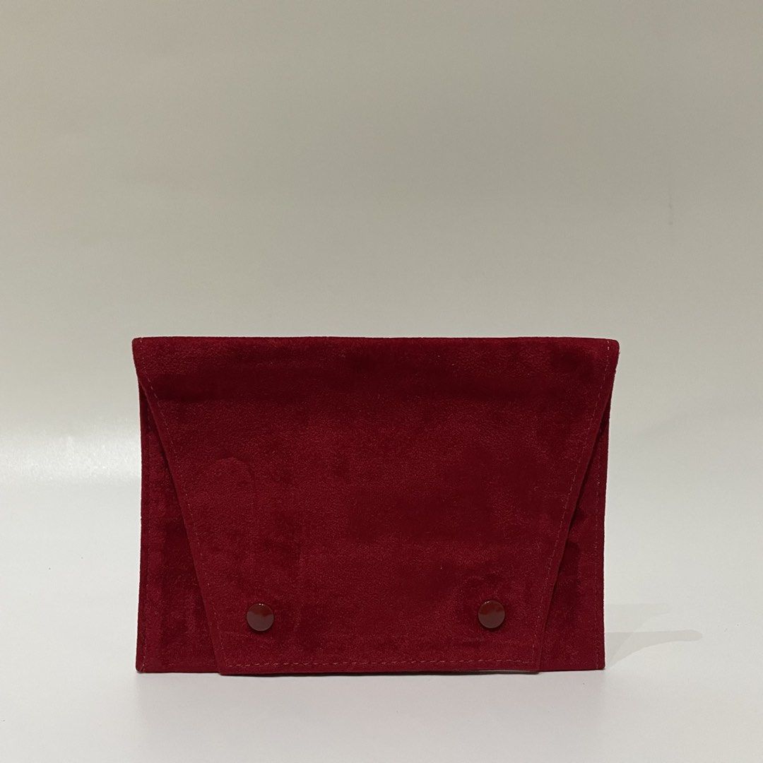 Cartier Authentic Purse/Pouch (Category: Luxury Accessories) located in Cavite. Submitted by kyukyuchan (Listing ID 1432039899, Image 1). Description: ✨50+ ITEMS ON MY PAGE LISTING✨ [Notes: SOME ITEMS ARE FROM BALIKBAYAN BOX, THUS, BOX OR PLASTIC PACKAGINGS ARE REMOVED] Notes: - Purse has a smooth, fine velvet-like texture - Dimensions are already included - Item is from overseas - What You See Is What You Get - No Flaws, Unless Stated. 🚫WE WILL