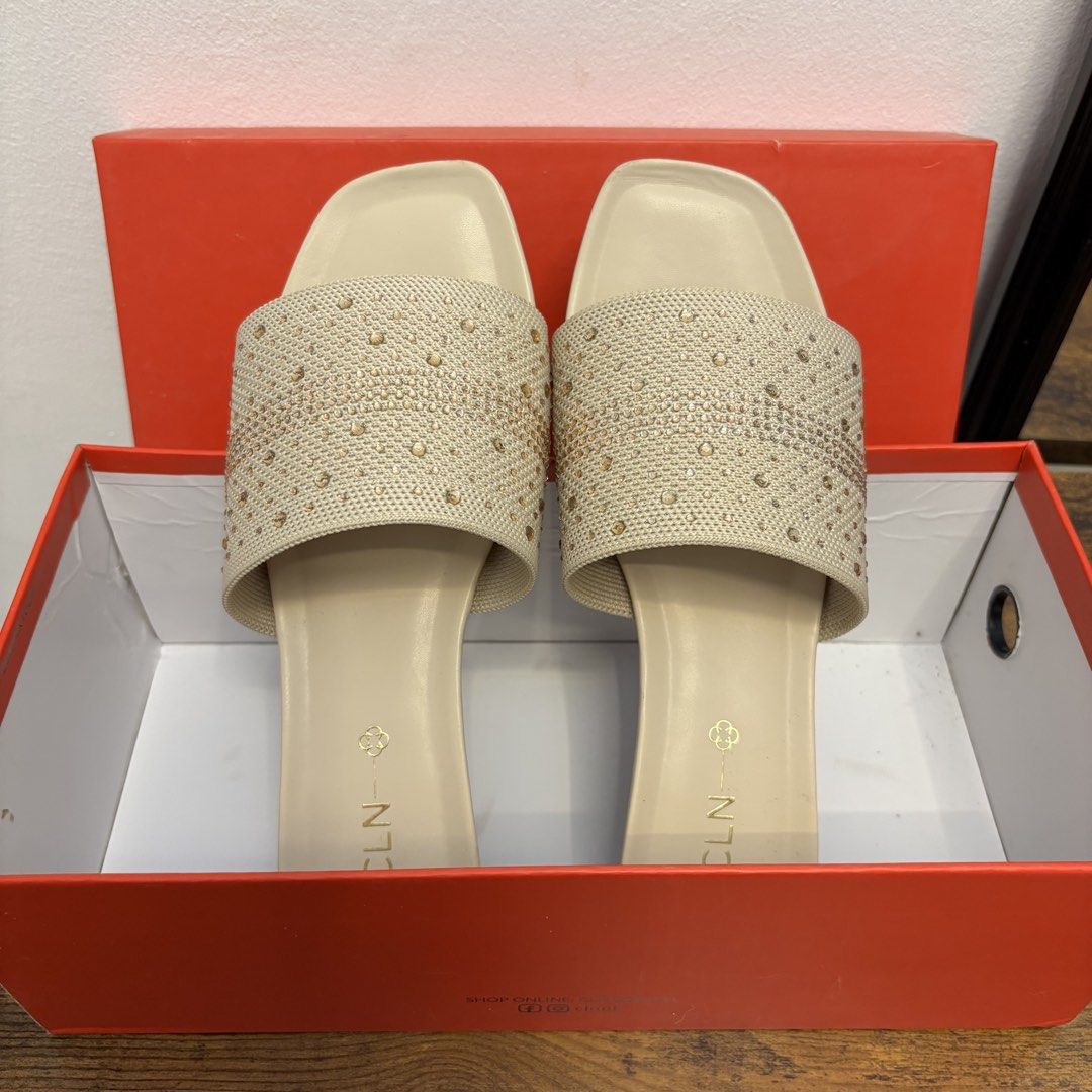 CLN Sofia Beige Sandals | Wedge Sandals |Flats (Category: Flats & Sandals) located in Cavite. Submitted by Cheapips (Listing ID 1432076790, Image 3). Description: 💯 ORIGINAL CLN - Used once (wedding event) - In perfect condition - CLN Sofia sandals - Beige color - Size 36 - Woven strap with decorative studs - Wedge heel - Square toe design - Includes original box NO DAMAGES.