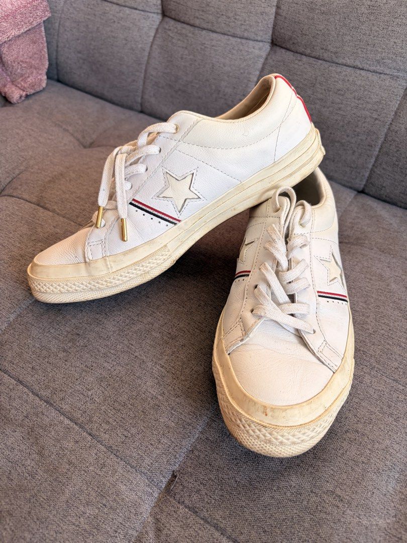 Converse One Star Leather Shoes (Category: Sneakers) located in Manila. Submitted by mal.eficent (Listing ID 1432174221, Image 1). Description: Converse One Star Leather White Size : Men 6US / Women 8US seldom used..very good condition. This is perfect on your shorts or flowy dresses this summer PIOG. Meetups is BGC.