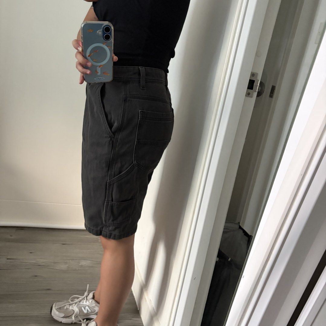 Cotton On OVERRUNS Carpenter Denim Shorts (Category: Shorts) located in Quezon City. Submitted by quackstack (Listing ID 1432017690, Image 2). Description: - Size 32 (fits 30 waist / US 8) - Overrun - Bought for 700.