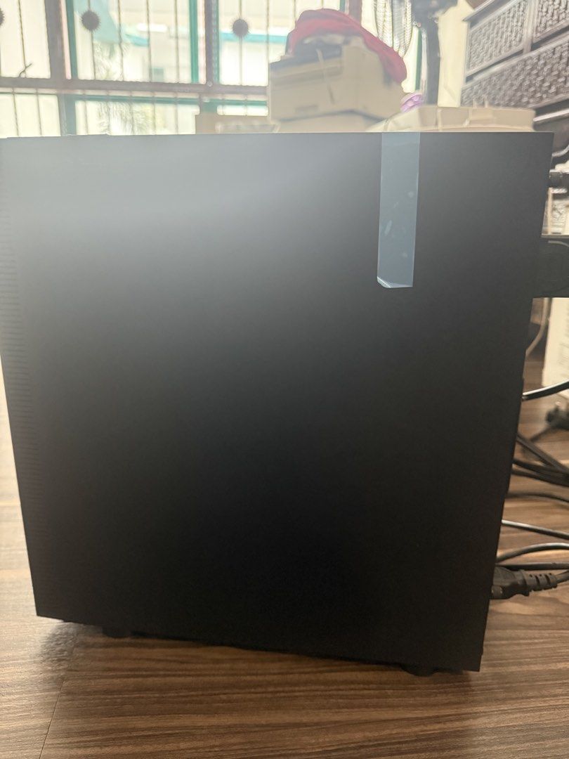 Desktop PC - Black Case436923957982668800