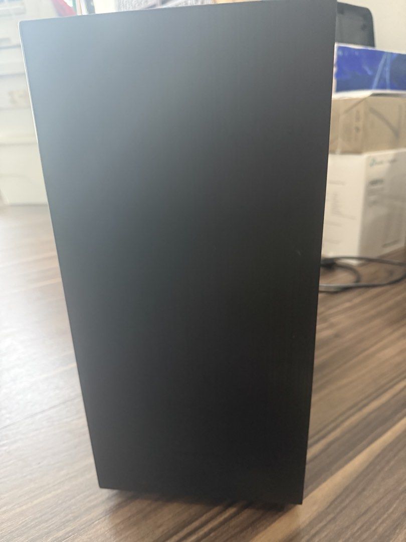 Desktop PC - Black Case436923957982668801