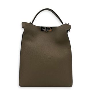 (Category: ) located in . Submitted by carousellluxury (Listing ID 1432097421, Image 1). Description: .