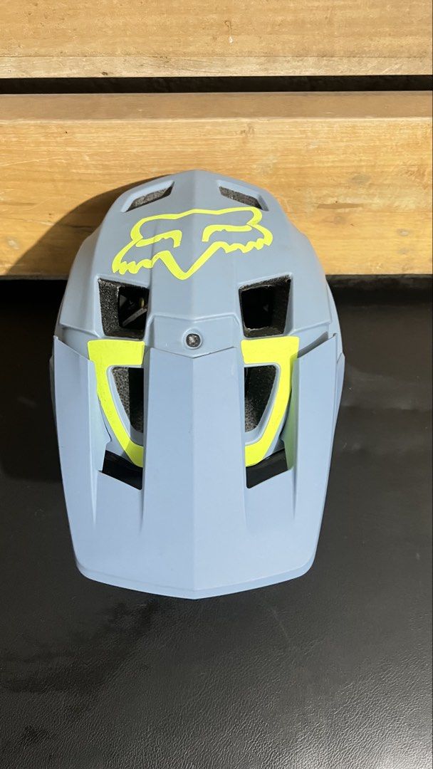 FOX Dropframe Pro MTB Helmet Dusty Blue (2022) (Category: Bicycles) located in Paranaque City. Submitted by aseaan (Listing ID 1432134699, Image 1). Description: Good as new No box Size Large 8k nego Parañaque .