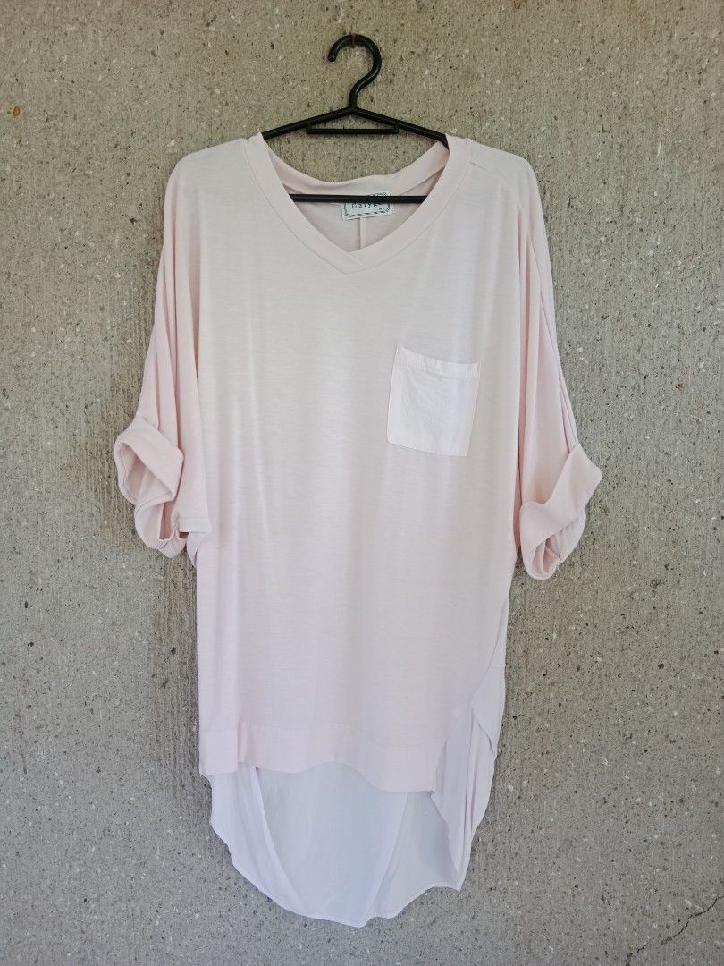 Galype V-Neck Top (Category: Blouses) located in Batangas. Submitted by purplesummer_ph (Listing ID 1432030135, Image 1). Description: - Galype top in light pink - V-neck design - Chest pocket - Relaxed fit - Rolled-up sleeves - Pleated back detail - Longer, layered hemline.