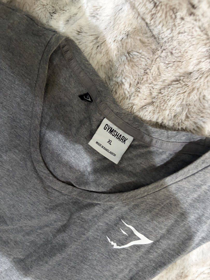 Gymshark (Category: Activewear) located in Hagunoy. Submitted by declutterwine (Listing ID 1432069131, Image 3). Description: .