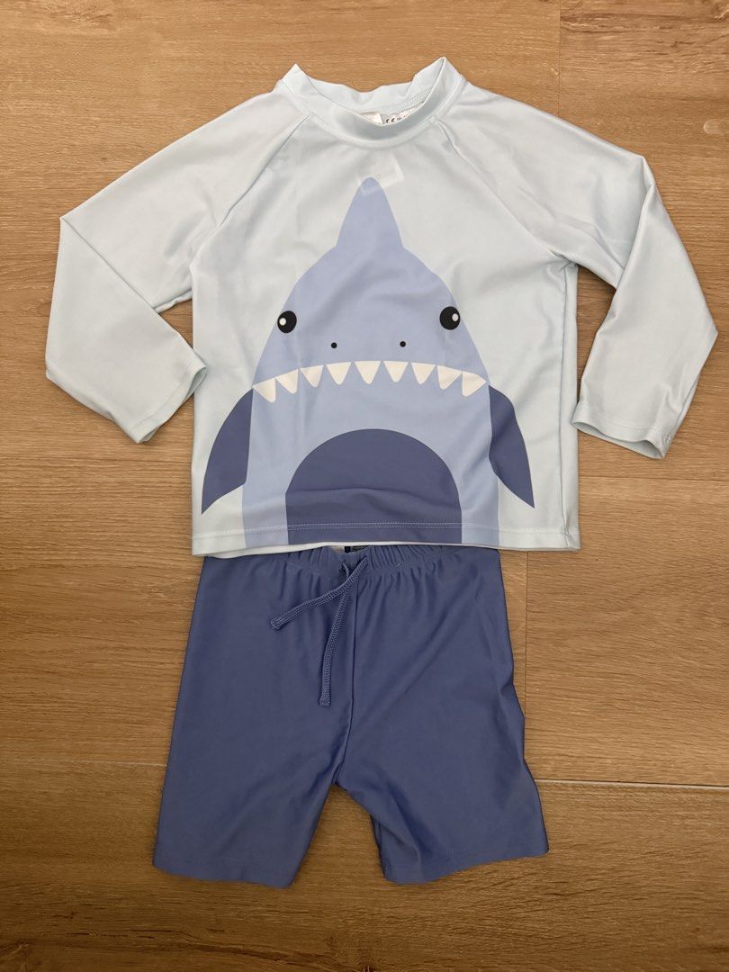 H&M Shark Swimsuit Set - 1.5Y-2Y (Category: Babies & Kids Fashion) located in Quezon City. Submitted by myrishbcantada (Listing ID 1432070741, Image 1). Description: Decluttering Used once.