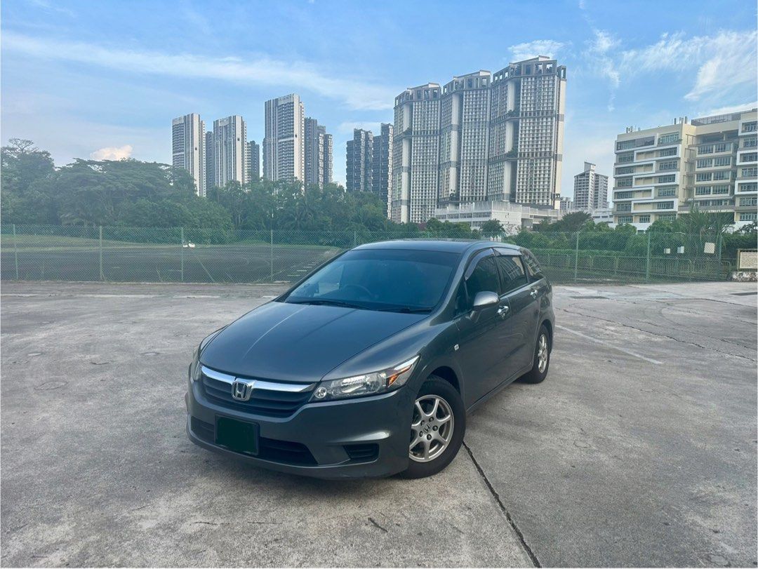 Honda Stream 1.8 (A) (Category: Used Cars) located in Singapore. Submitted by kutuhead (Listing ID 1432095542, Image 1). Description: 3 year COE until 30/04/2026 Super Low Mileage (8,500km / year) Family owned for 17 years Used as second car Female driver Religiously serviced every 6 months Accident free Everything is stock and original May need new paint if fussy.