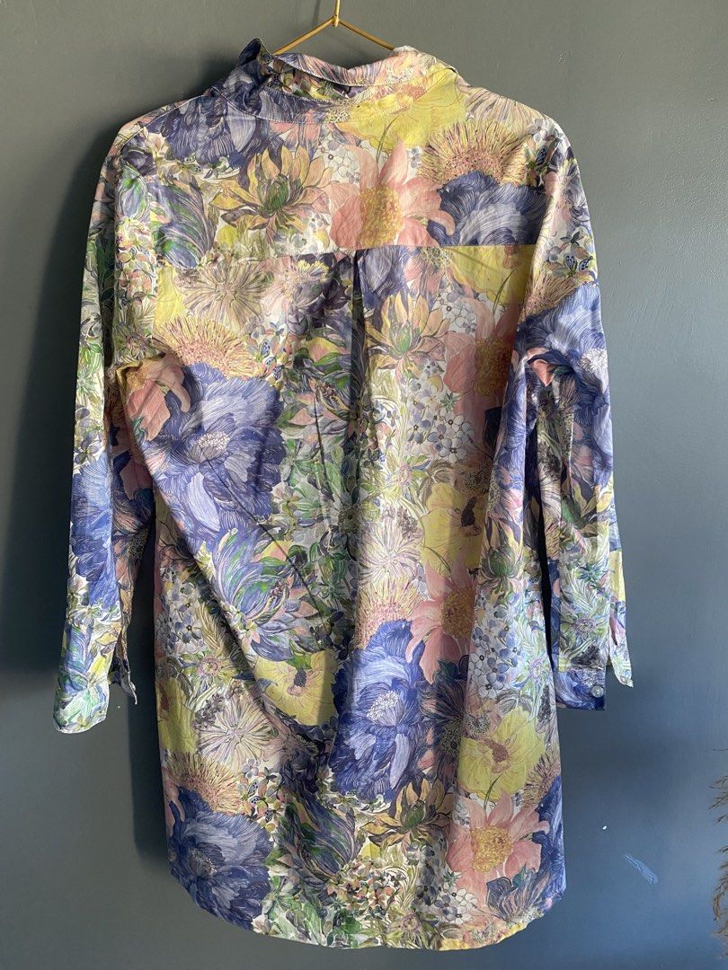HQ cotton floral long top (Category: Blouses) located in Cebu City. Submitted by janb85 (Listing ID 1432087480, Image 3). Description: Hq japanese brand Floral print Fits up to large Can be worn as a dress for shorter women On the go dress .