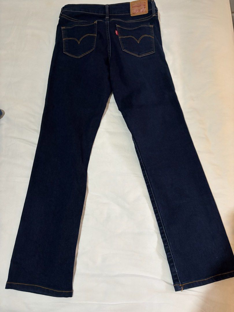 Levi's 312 Shaping Slim Jeans - Size 27 (Category: Jeans) located in Cagayan de Oro. Submitted by miss_xtine (Listing ID 1432075691, Image 2). Description: - Levi's 312 Shaping Slim jeans - Dark wash - Size 27 - Slim fit - Classic five-pocket design - Button and zipper closure - Features the Levi's red tab.