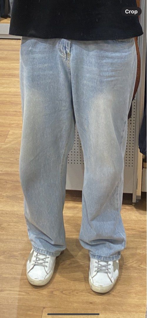 Light Blue Wide Leg Jeans (Category: Jeans) located in Caloocan City. Submitted by beanbean17 (Listing ID 1432083566, Image 2). Description: .
