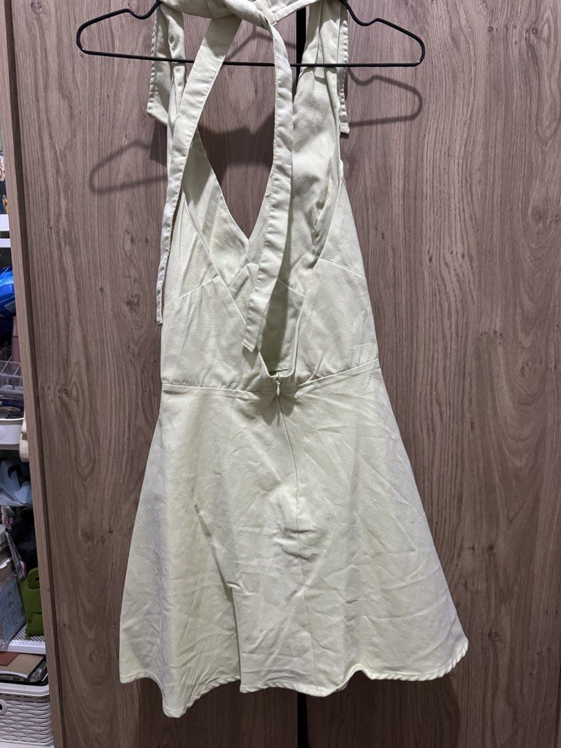 Linen Halter Dress - XS (Category: Dresses) located in Rizal. Submitted by igarette (Listing ID 1432183678, Image 2). Description: - Light green halter dress - Features a V-neck - Flared skirt design - Back zipper closure - Size: XS - Perfect for casual or summer events -got this from an ig shop i forgot the brand -made in the ph.