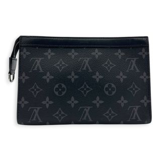 (Category: ) located in . Submitted by carousellluxury (Listing ID 1432098019, Image 1). Description: .