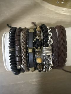 (Category: ) located in . Submitted by glittershine (Listing ID 1432193063, Image 1). Description: .
